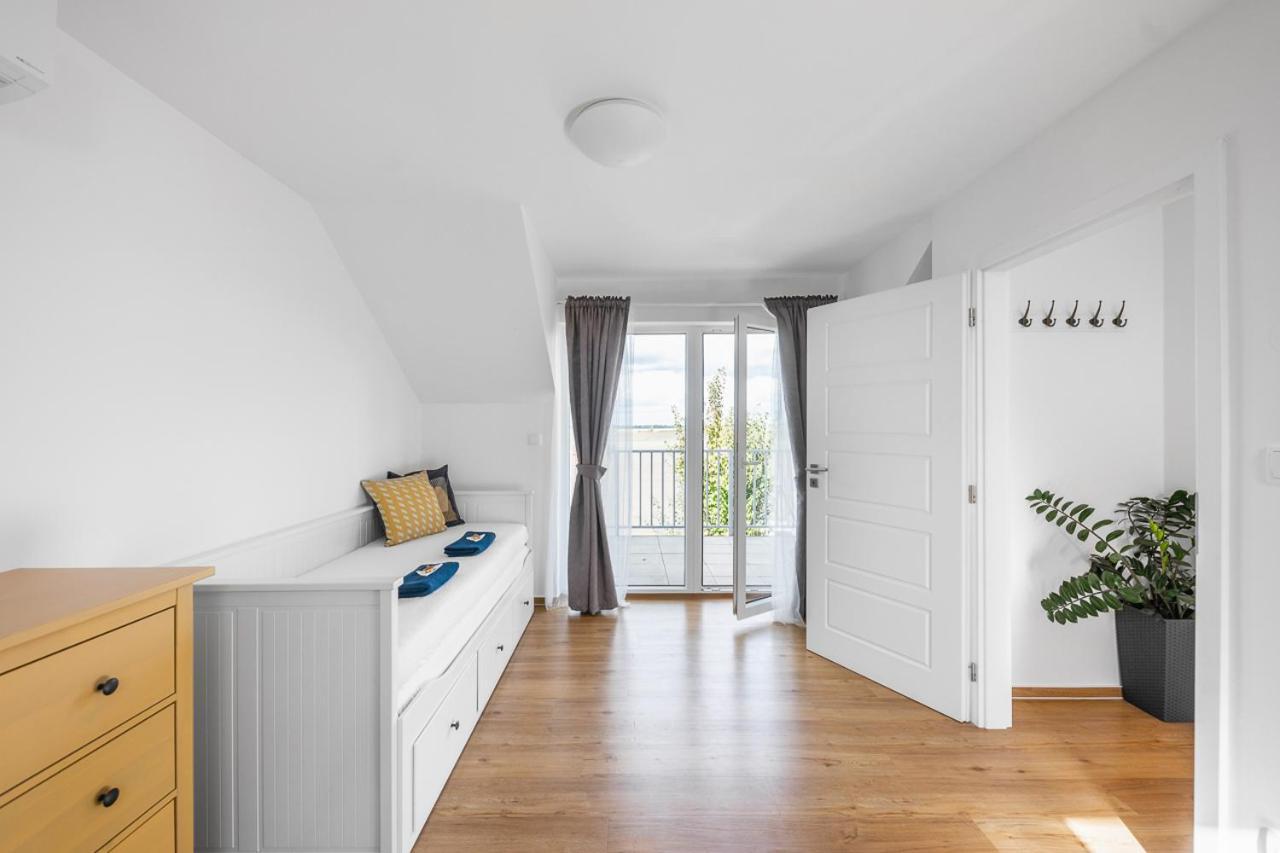 Apartman Ema Долні-Дунайовіце Екстер'єр фото
